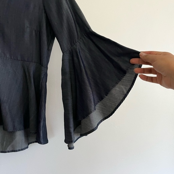 White House Black Market Chambray Soft Bell Sleeve Boho Blouse - Picture 2 of 6